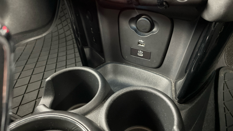 MINI Hatchback 1.5 Cooper Exclusive Premium 5dr Auto Petrol Hatchback